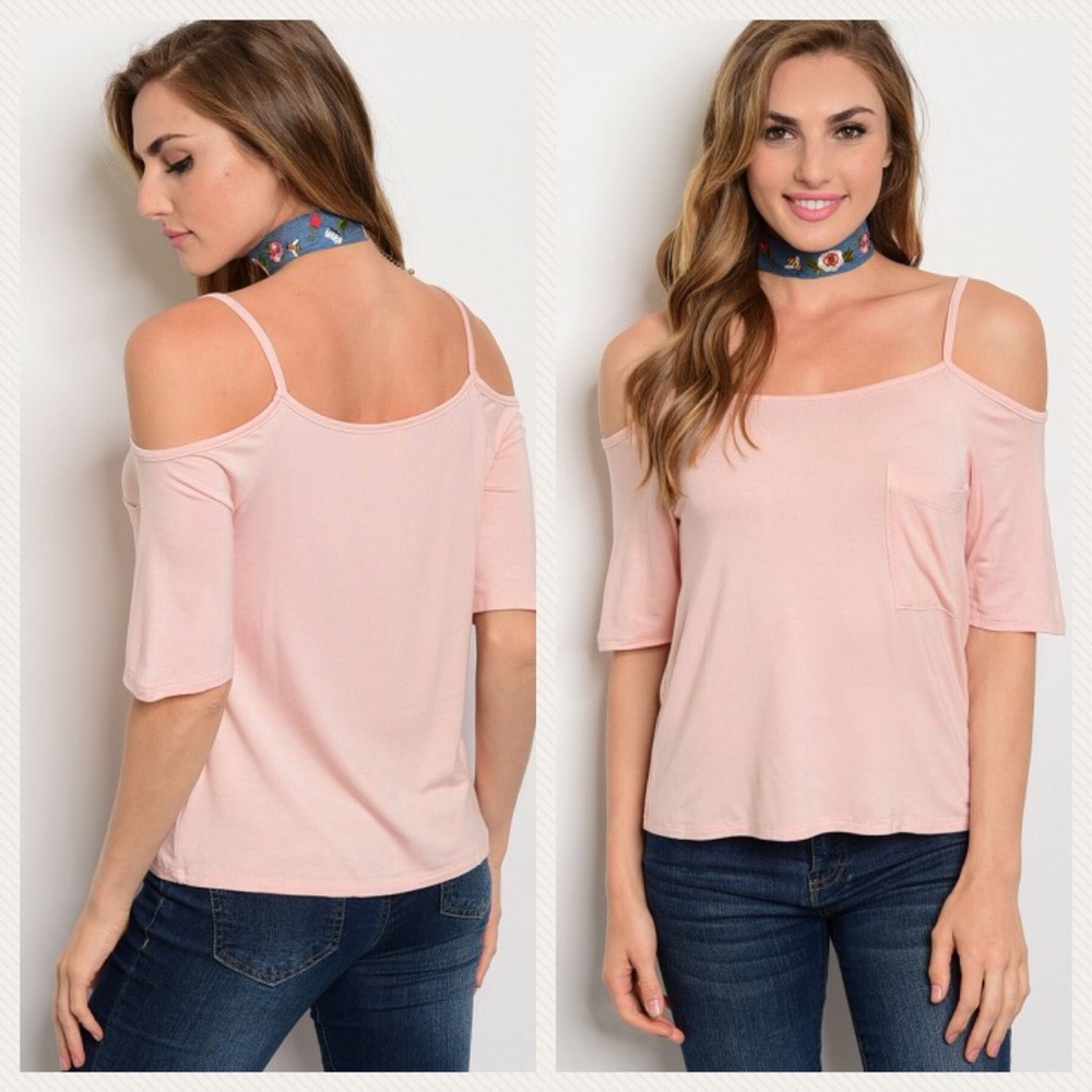 ☀️4/$20 Sale!! Light Pink Open Shoul